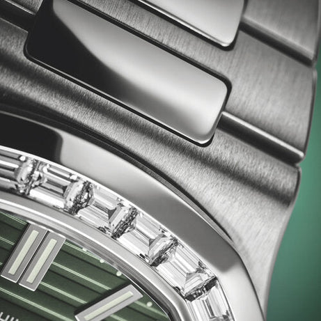 Patek Philippe | Nautilus - Free & Fast UAE Shipping
